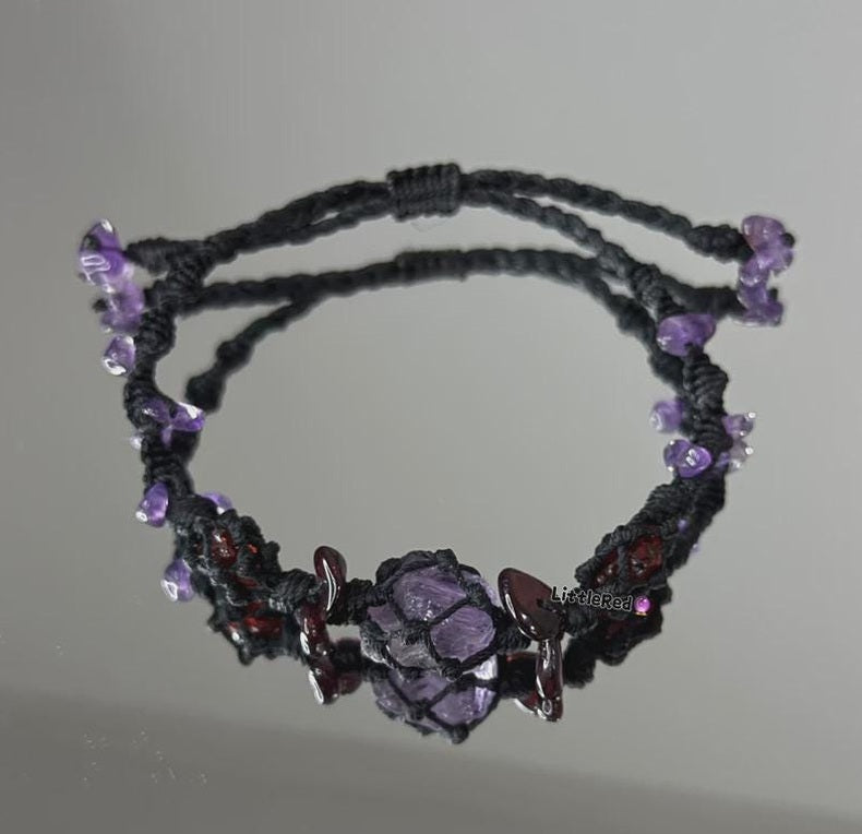 Amethyst- und Granat-Makramee-Armband – Ansicht 3
