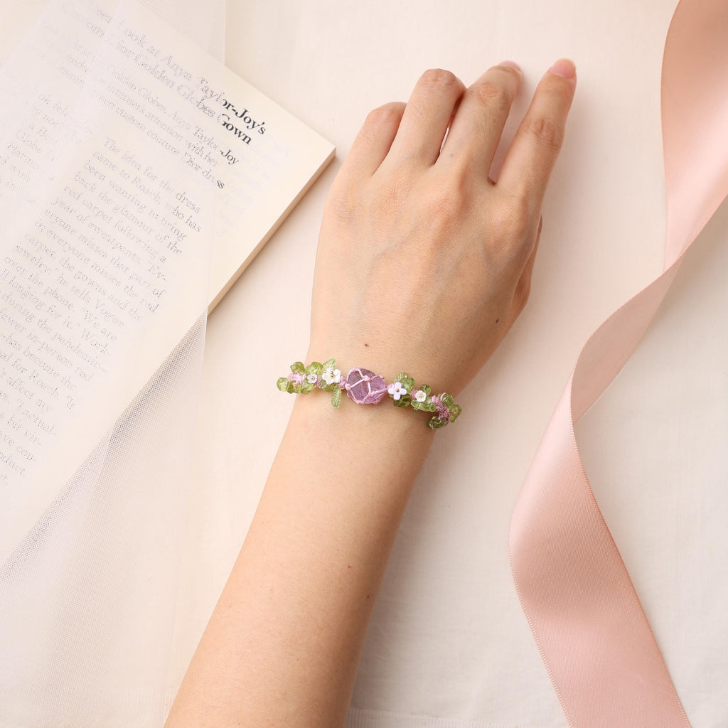 Amethyst- und Peridot-Makramee-Armband – Ansicht 2